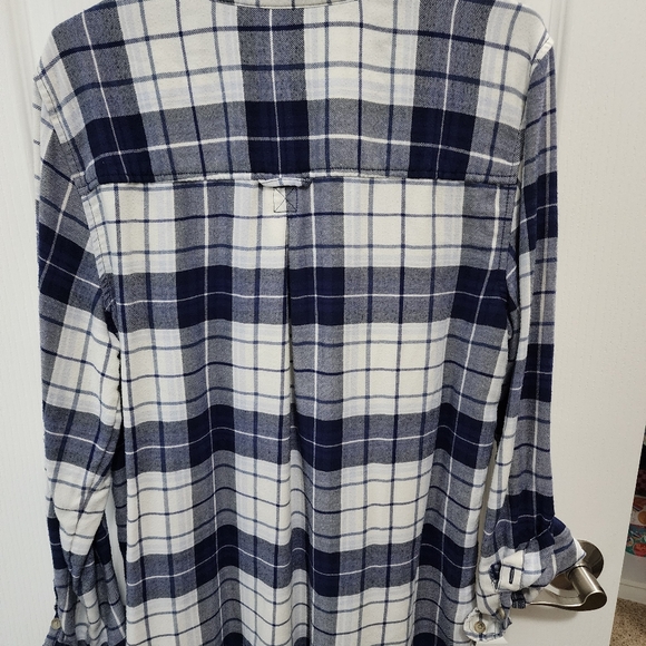 Blue and White Checkered Flannel Shirt - Picture 4 of 7